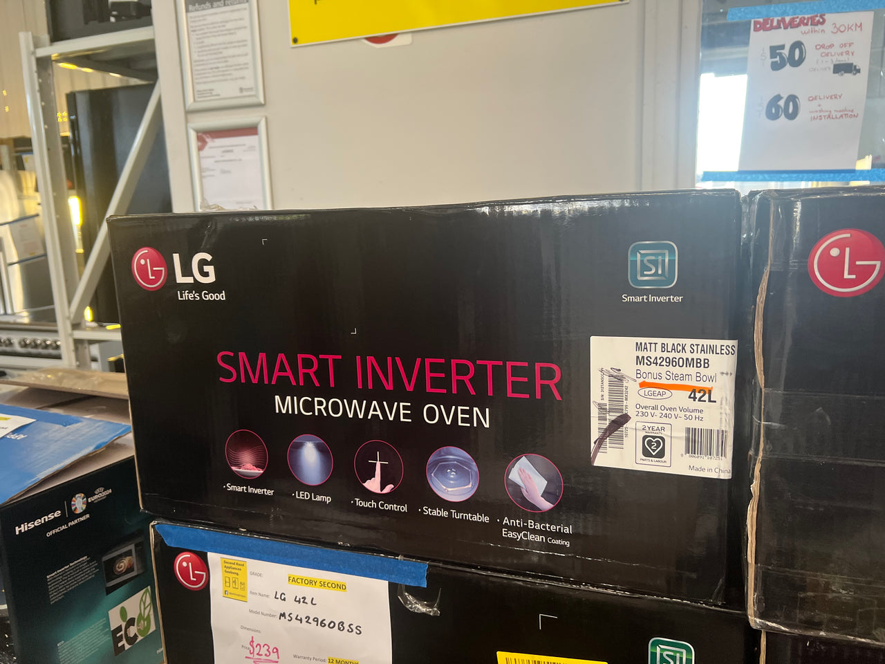 Transportation damaged LG 42L NeoChef Smart Inverter Microwave MS4296OMBB - Second Hand Appliances Geebung