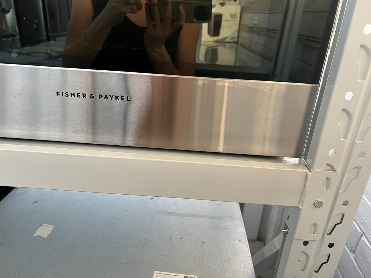 Factory second Fisher & Paykel OB60SD9X1 60cm Contemporary Style Built-In Oven - Second Hand Appliances Geebung