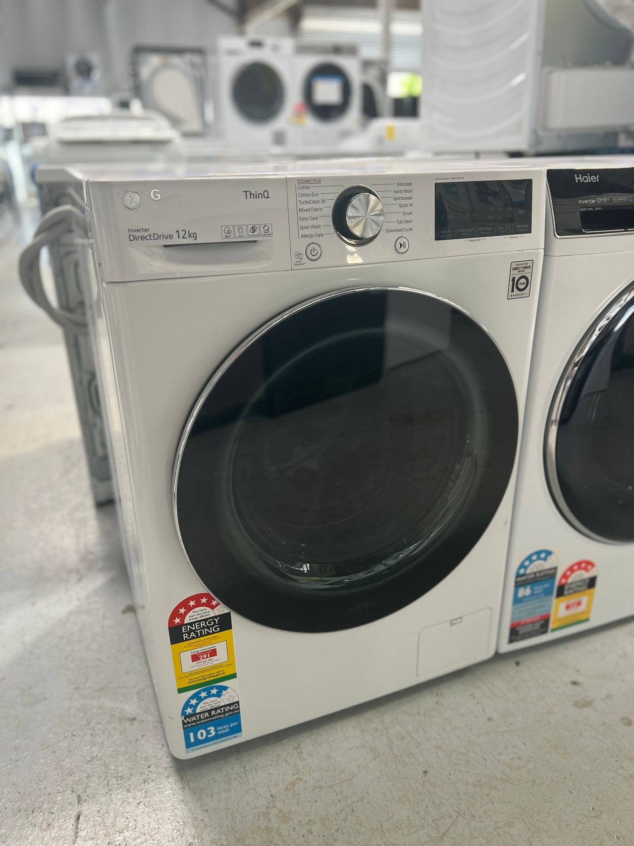 Factory second LG 12kg Front Load Washer WV9-1412W - Second Hand Appliances Geebung