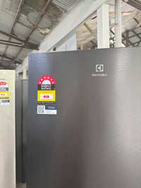 Thumbnail for Factory second Electrolux EBE4302BD-L 425 L Ultimate Taste 500 Bottom-Mount Refrigerator - Second Hand Appliances Geebung