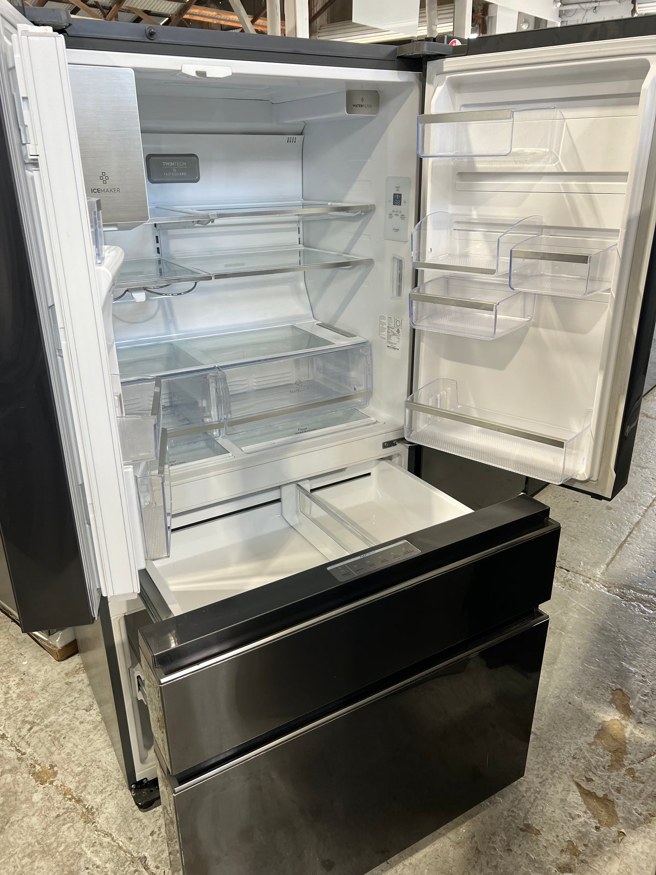 Second hand Electrolux 609L French Door Refrigerator EHE6899BA