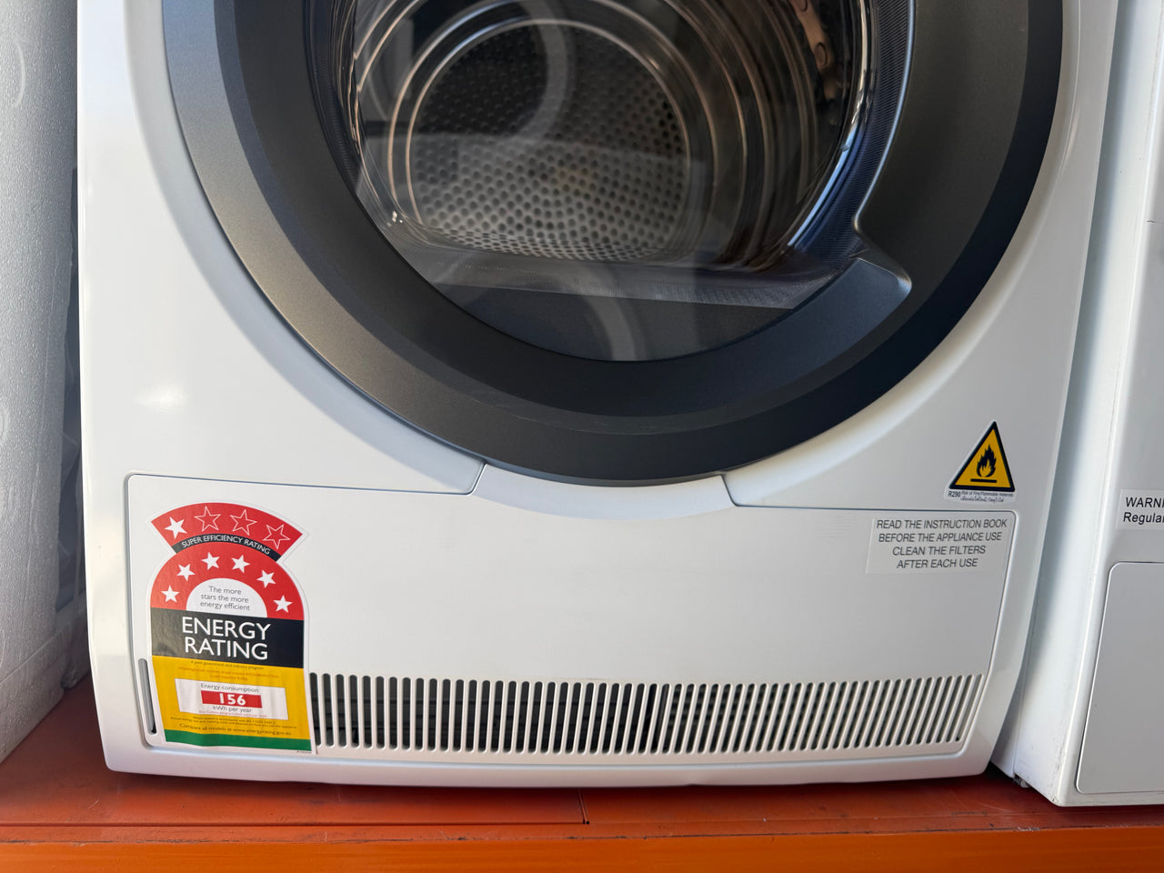 Factory second Westinghouse 8kg EasyCare 500 Heat Pump Dryer (WDH804N7WA)&nbsp; - Second Hand Appliances Geebung