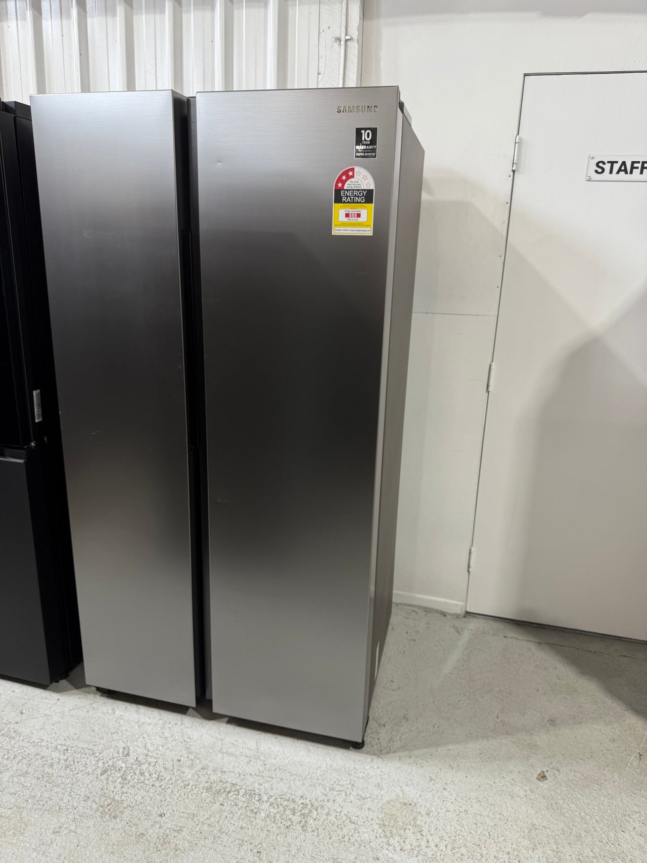 Second hand Samsung SRS693NLS 655-liter side-by-side refrigerator