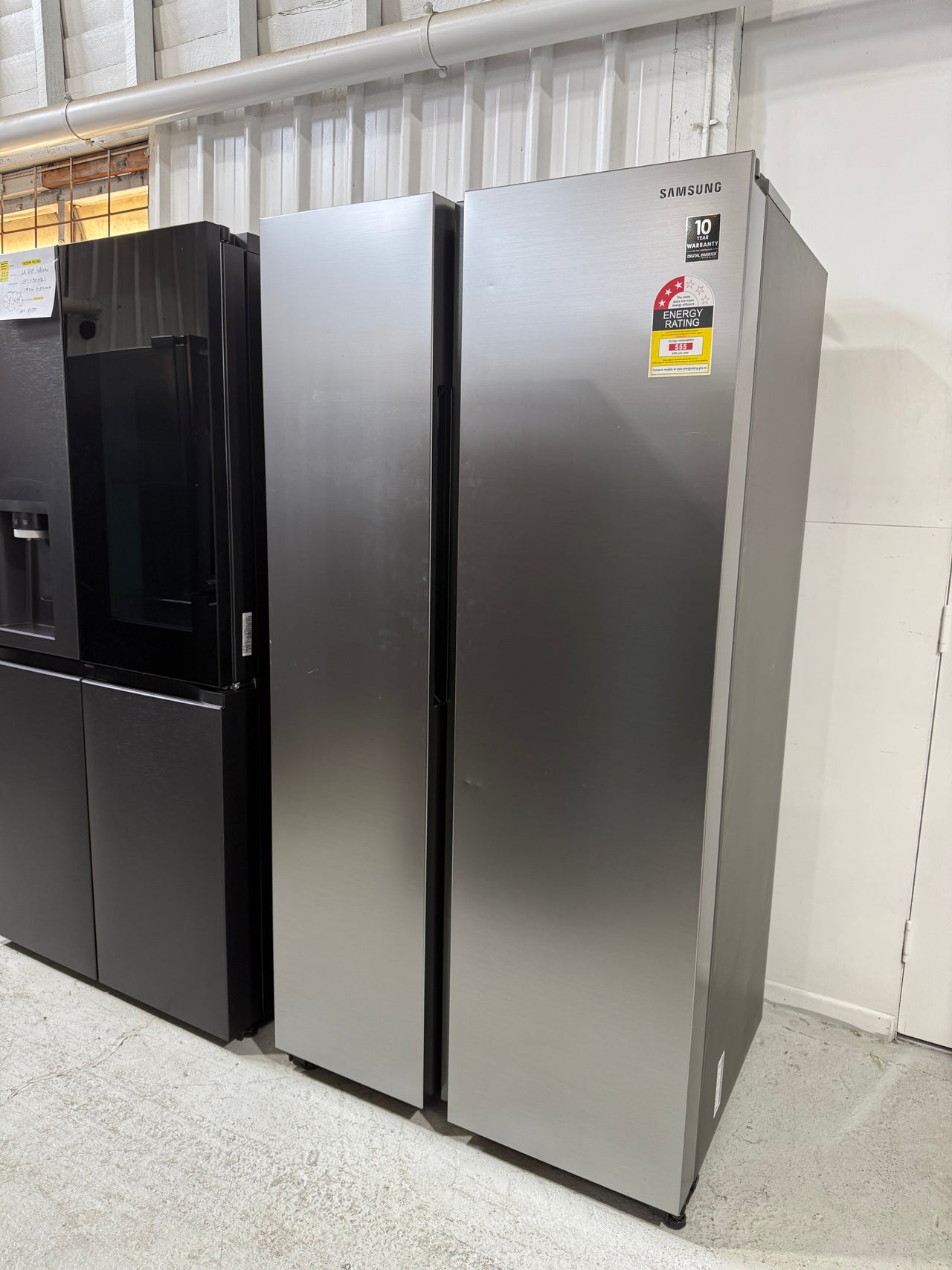 Second hand Samsung SRS693NLS 655-liter side-by-side refrigerator