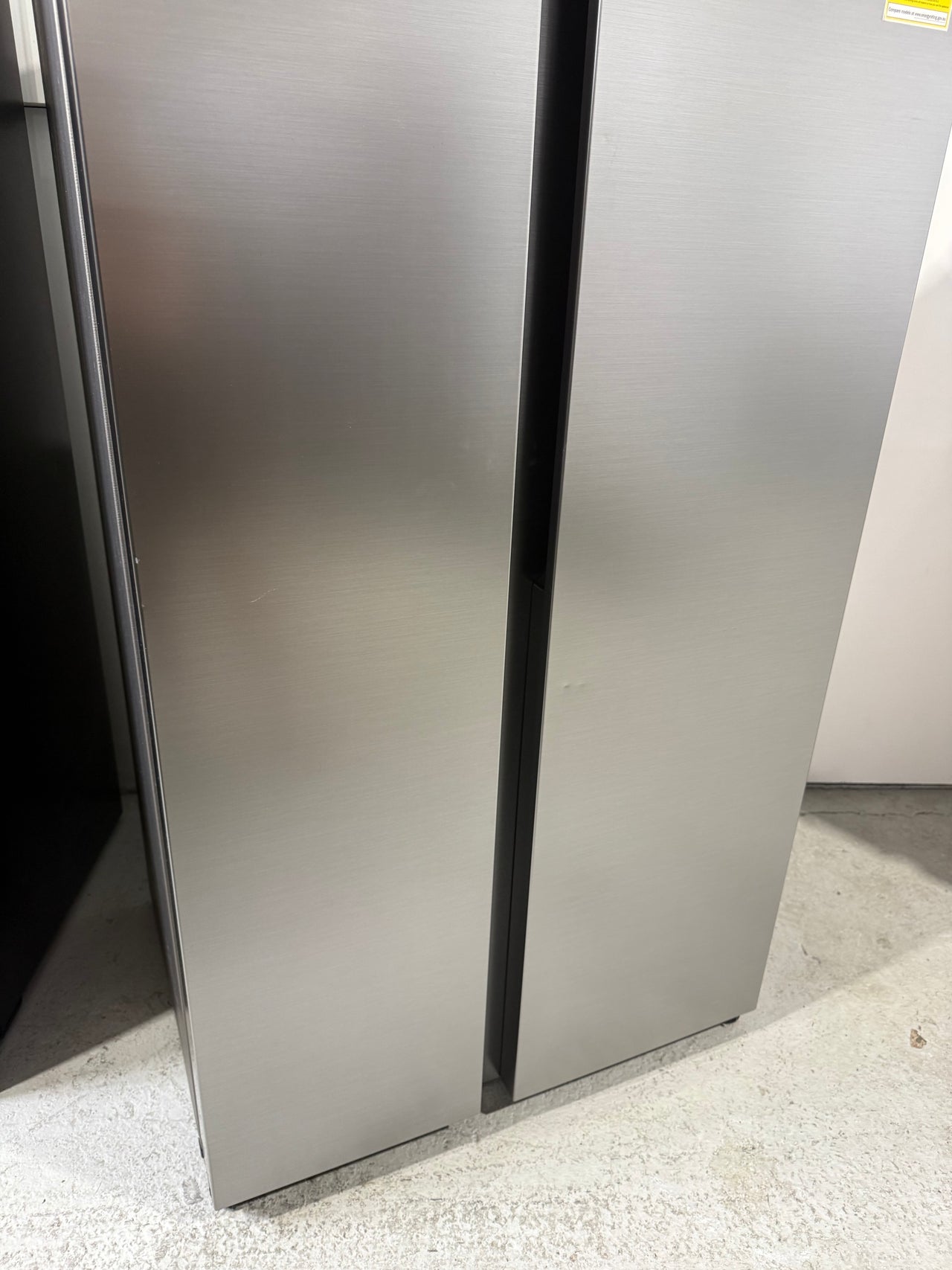 Second hand Samsung SRS693NLS 655-liter side-by-side refrigerator