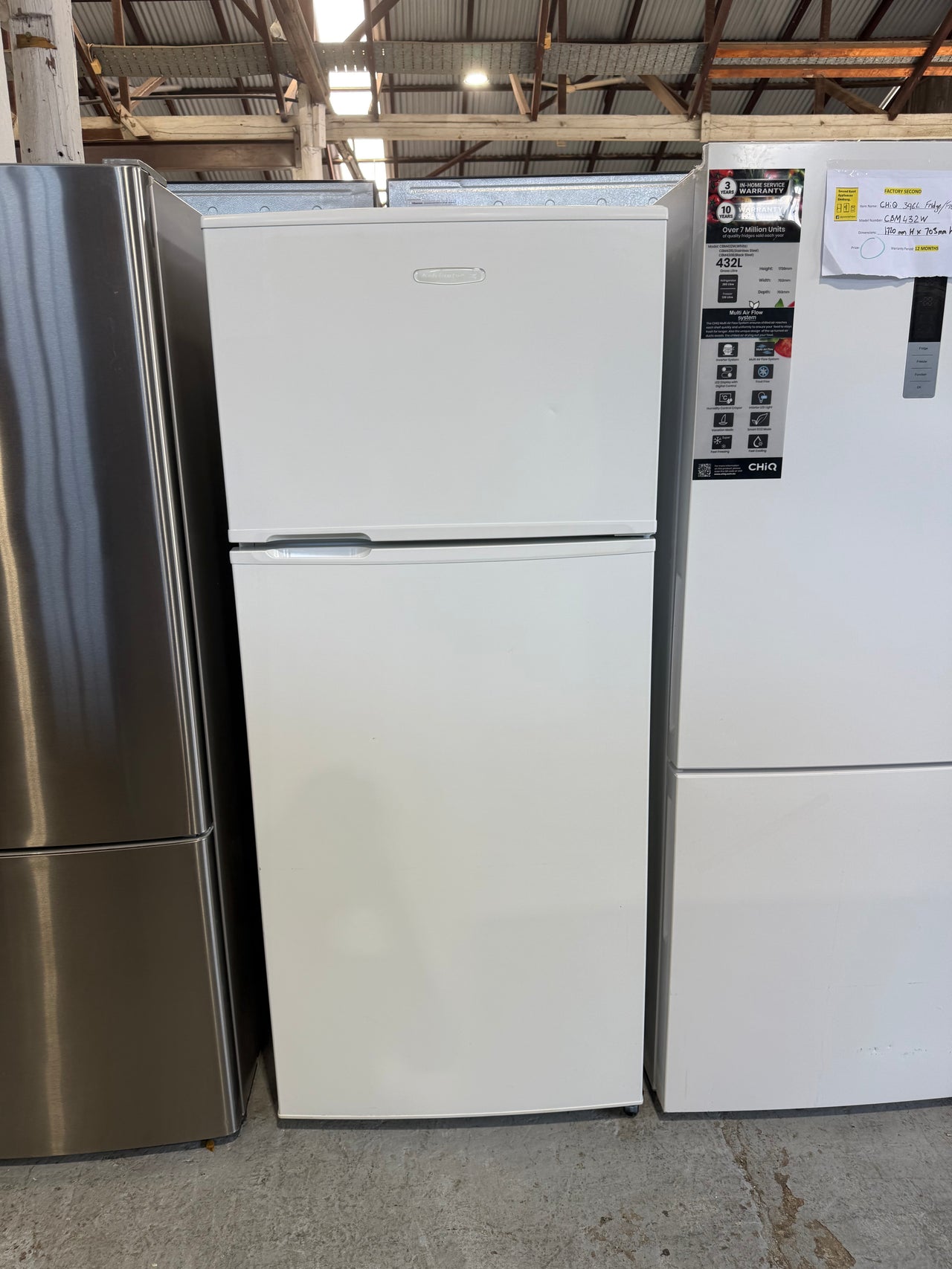 Second hand 420l Kelvinator top mount refrigerator KTM4200WA