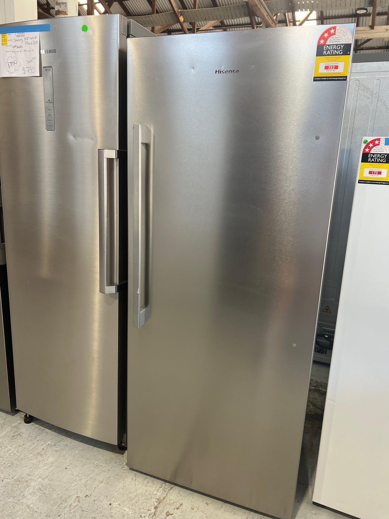 Factory Second Hisense 384L Vertical Hybrid Freezer HRVF384S - Second Hand Appliances Geebung