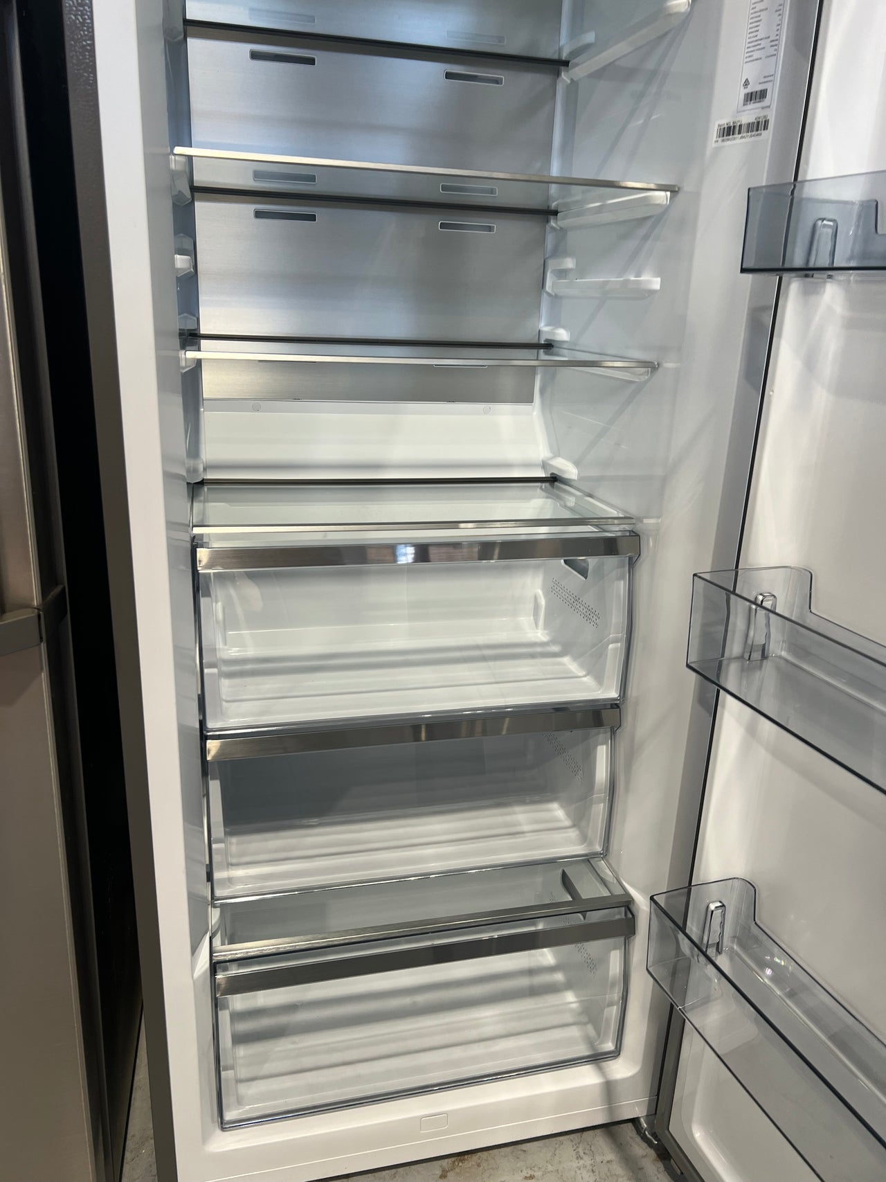 Factory Second Hisense 384L Vertical Hybrid Freezer HRVF384S - Second Hand Appliances Geebung