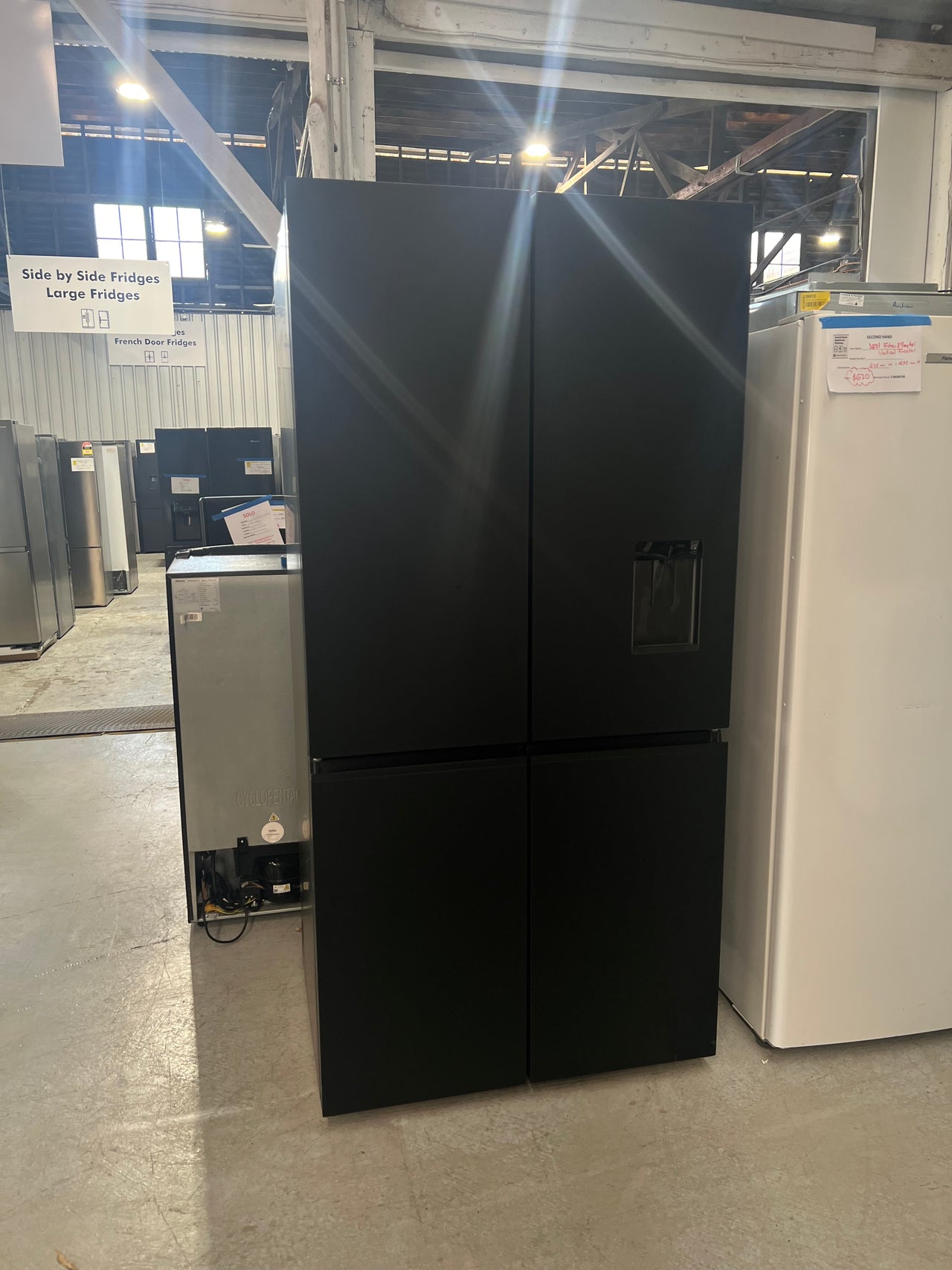 Factory second Fisher&Paykel 690l Quad Door  Model: RF730QZUVB1