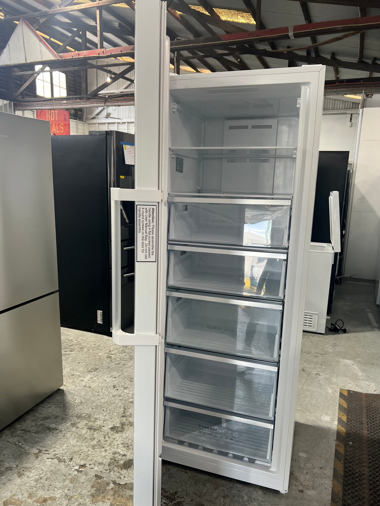 Factory second CHiQ 380L Vertical Hybrid Freezer  model: CSH380NWL - Second Hand Appliances Geebung