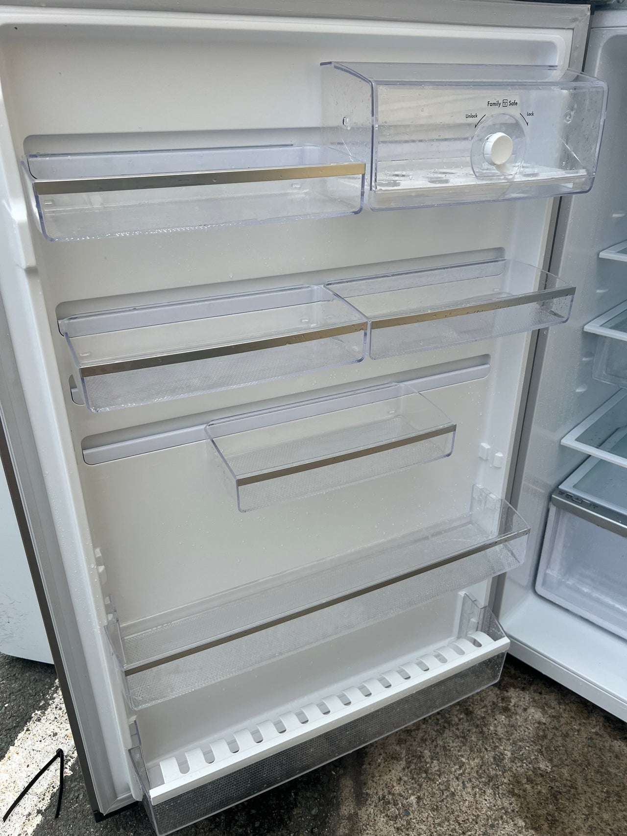 Second hand Westinghouse 540L Top Mount Fridge WTB5404SA