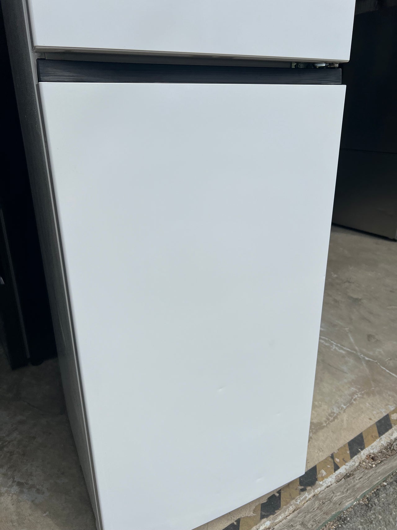 Factory second Hisense HRTF326 326L Top Mount Fridge (White)Mode: HRTF326 - Second Hand Appliances Geebung