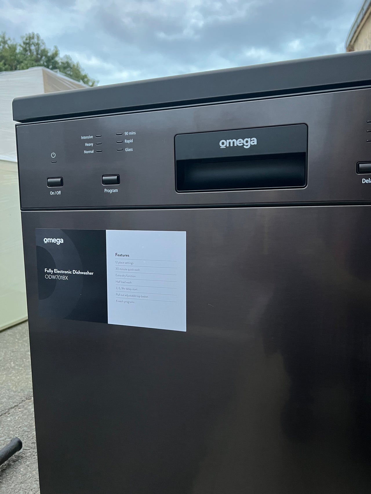 Factory second Omega 60cm Black Dishwasher ODW701BX Second Hand