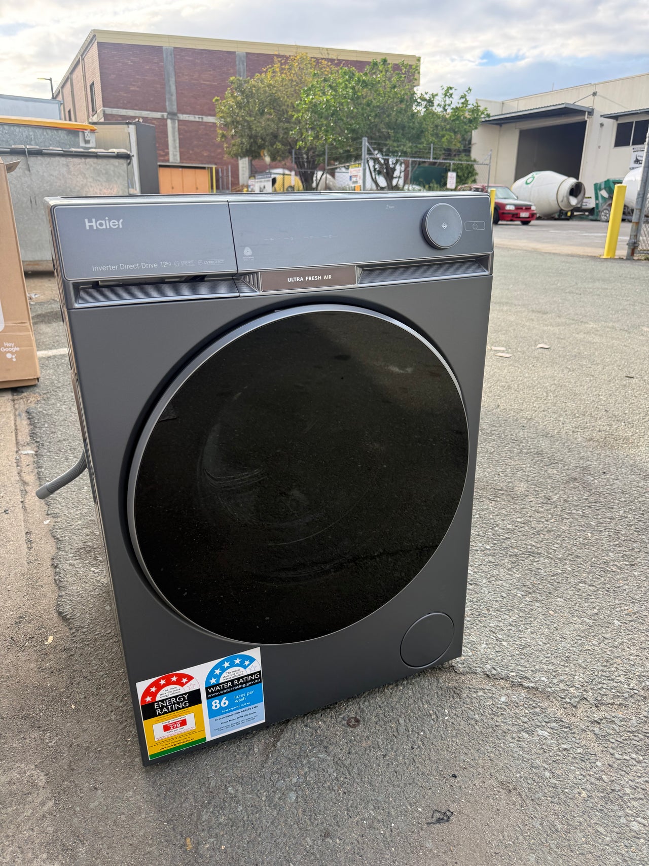 Factory second Haier 12kg Front Load Washing Machine – HWF12DB1