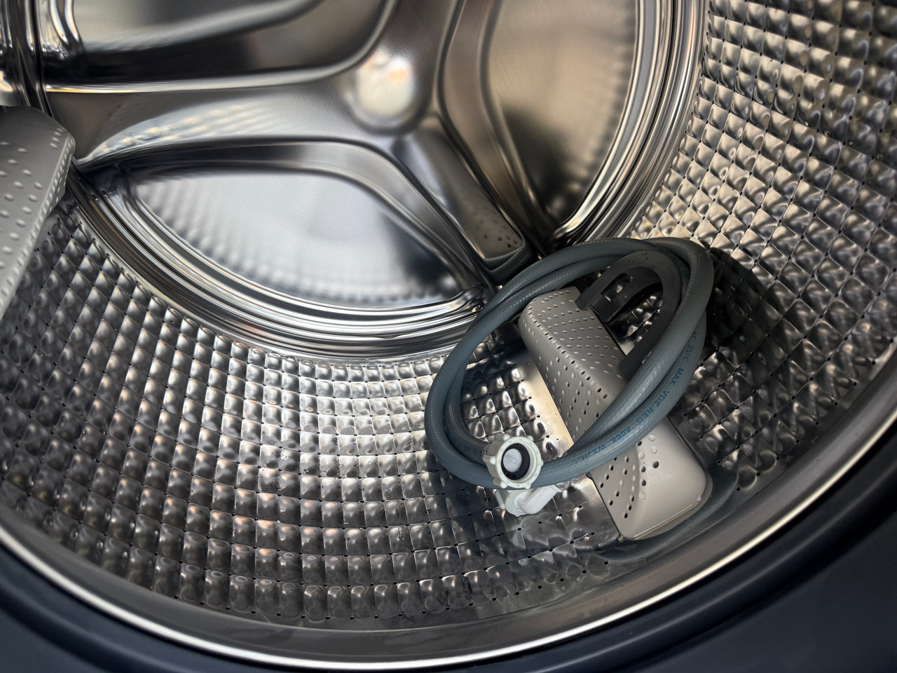 Factory second Haier 12kg Front Load Washing Machine – HWF12DB1