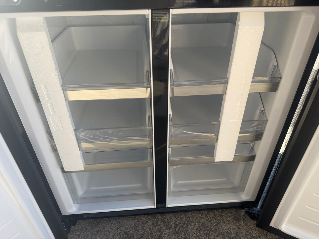 Transportation damaged LG GF-LN500MBL 506 L Slim French-Door Fridge (Matte Black) - Second Hand Appliances Geebung