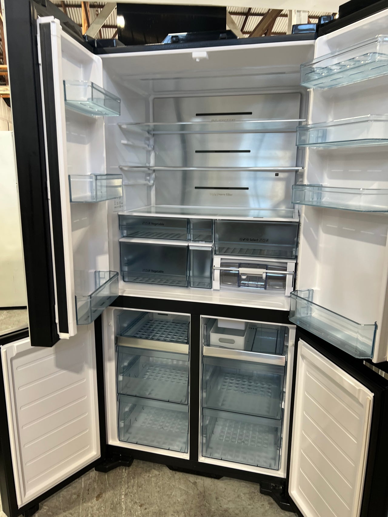 Factory second HITACHI 638L FRENCH DOOR INVERTER FRIDGE - MATTE GLASS WHITE Model: RWB640VT0XMGW - Second Hand Appliances Geebung inside