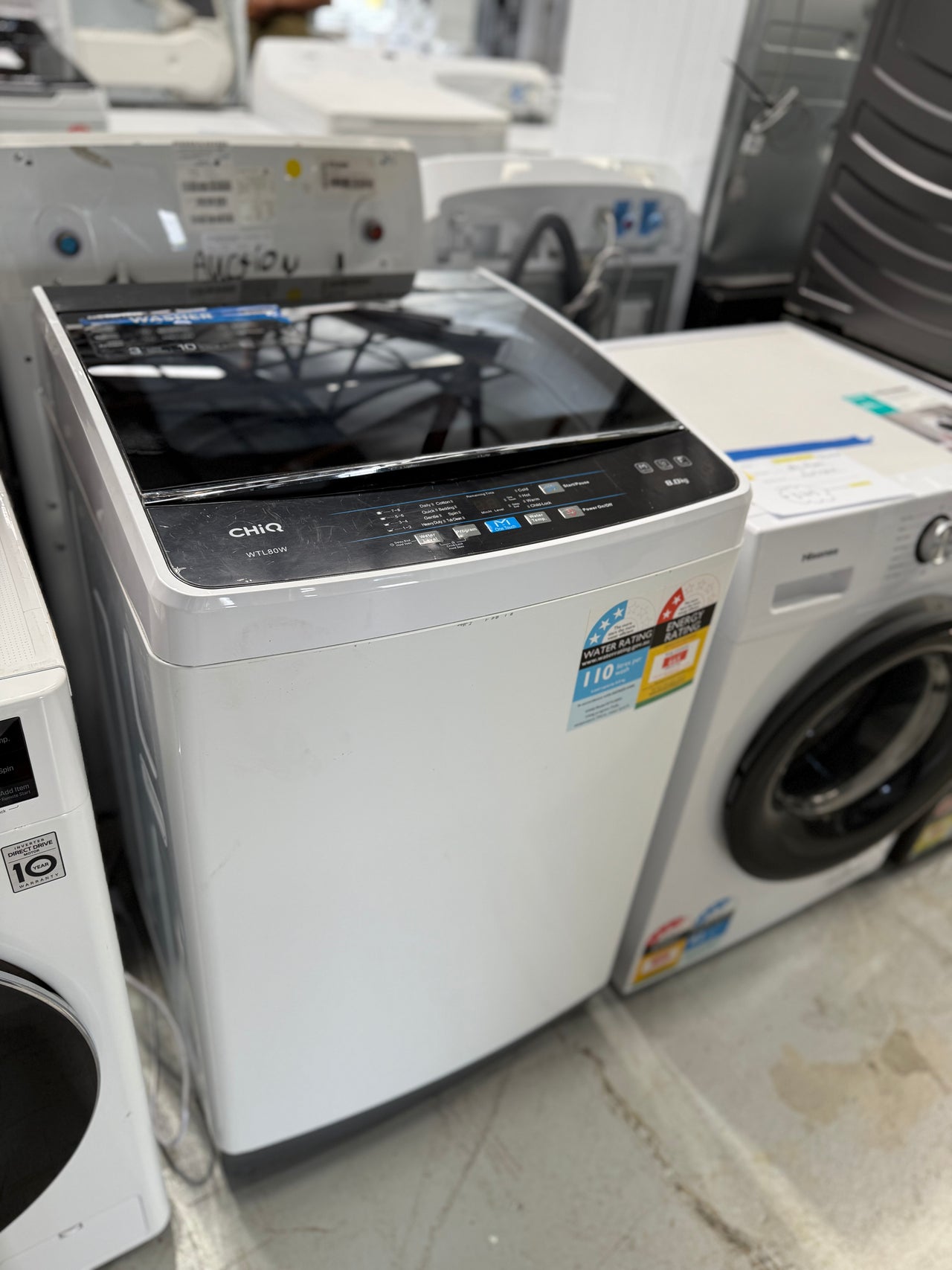 Factory second CHiQ WTL80W 8kg top load washing machine