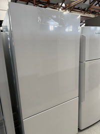 Thumbnail for Factory second Fisher&Paykel 494L ActiveSmart Bottom Mount Fridge Model: RF522BLPW6 - Second Hand Appliances Geebung