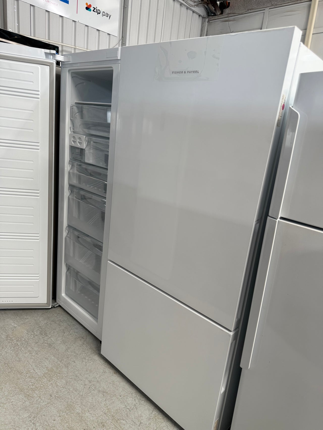 Factory second Fisher&Paykel 494L ActiveSmart Bottom Mount Fridge Model: RF522BLPW6 - Second Hand Appliances Geebung