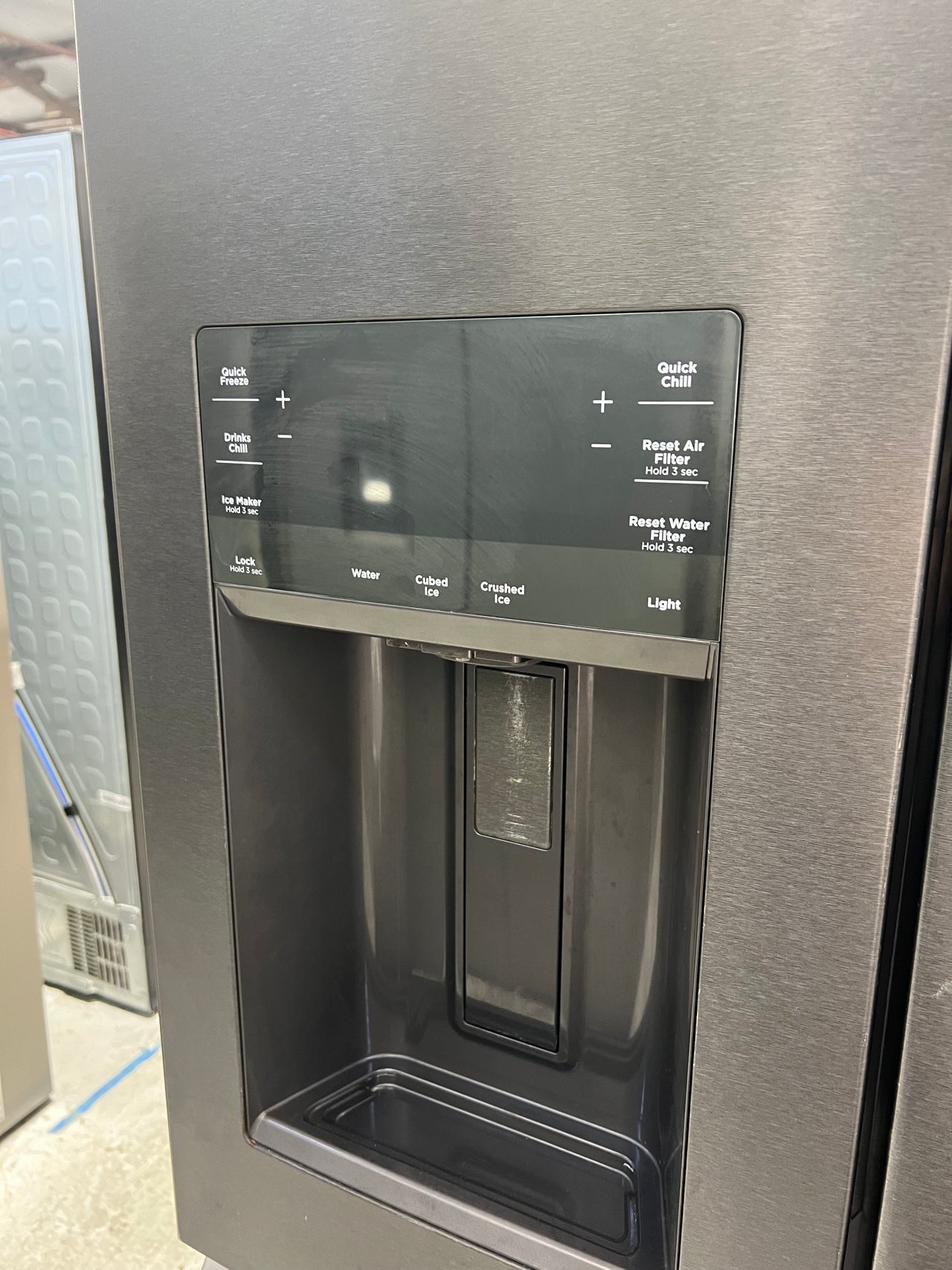 Second hand Westinghouse 609L Dark Stainless Steel French Door Frost Free Fridge Model: WQE6870BA - Second Hand Appliances Geebung