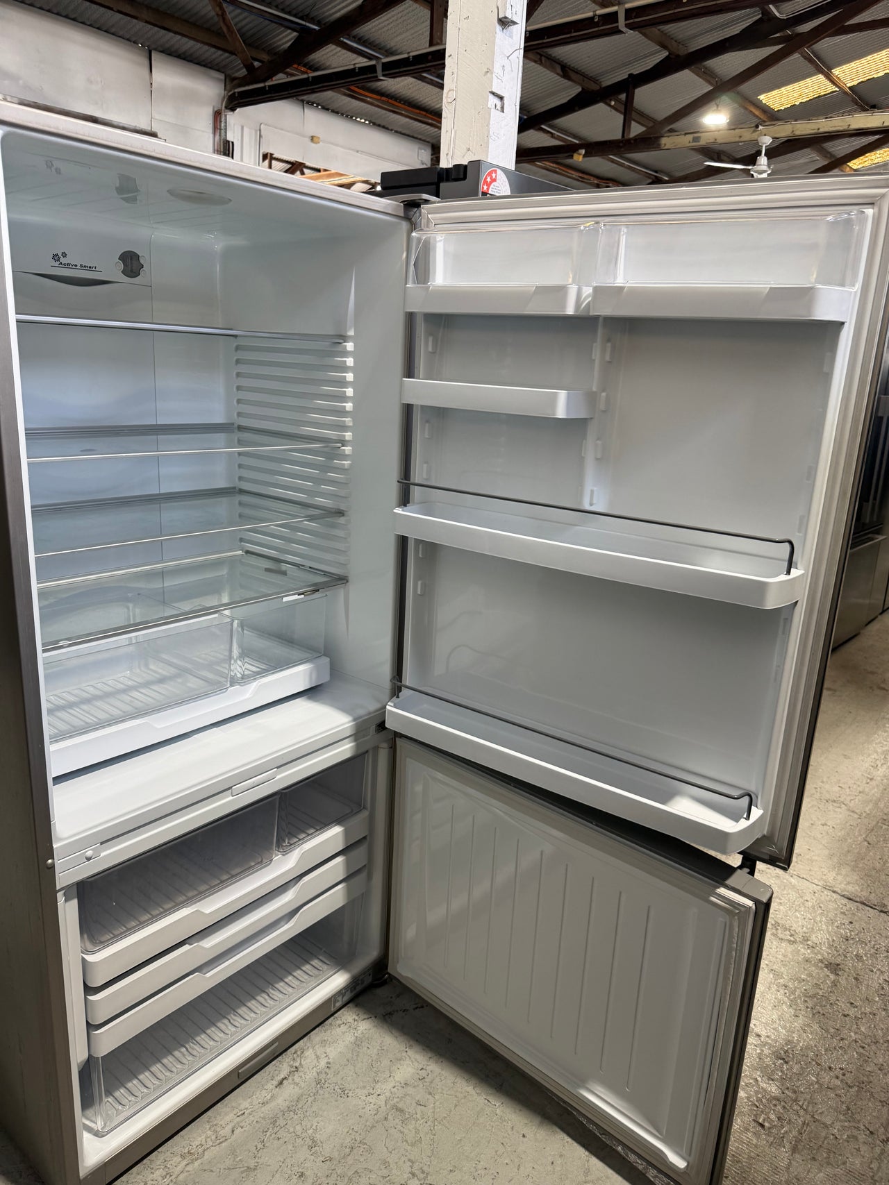 Second hand Fisher & Paykel 519L Bottom Mount Fridge Model: E522BRX