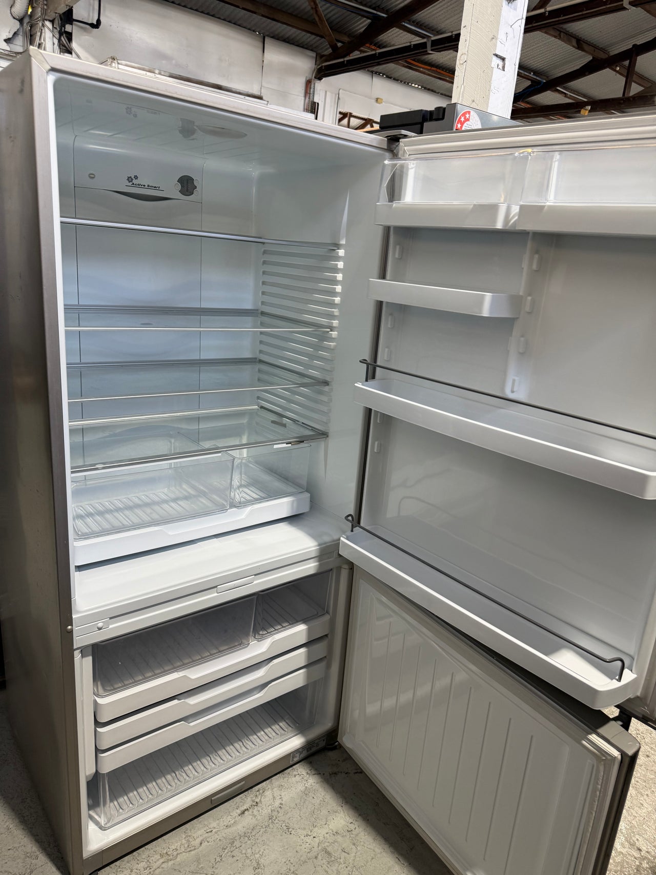 Second hand Fisher & Paykel 519L Bottom Mount Fridge Model: E522BRX