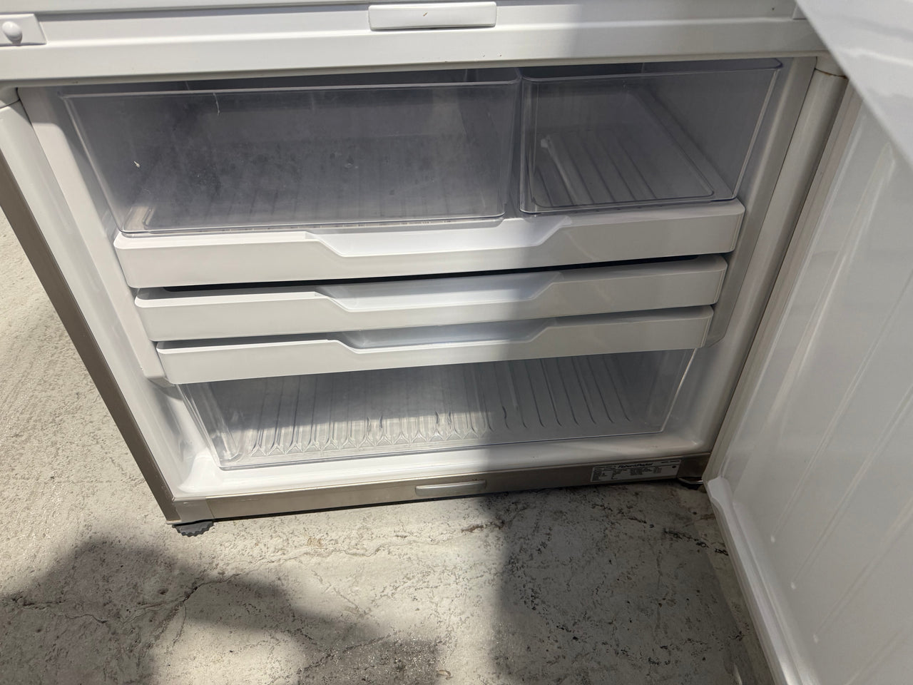 Second hand Fisher & Paykel 519L Bottom Mount Fridge Model: E522BRX