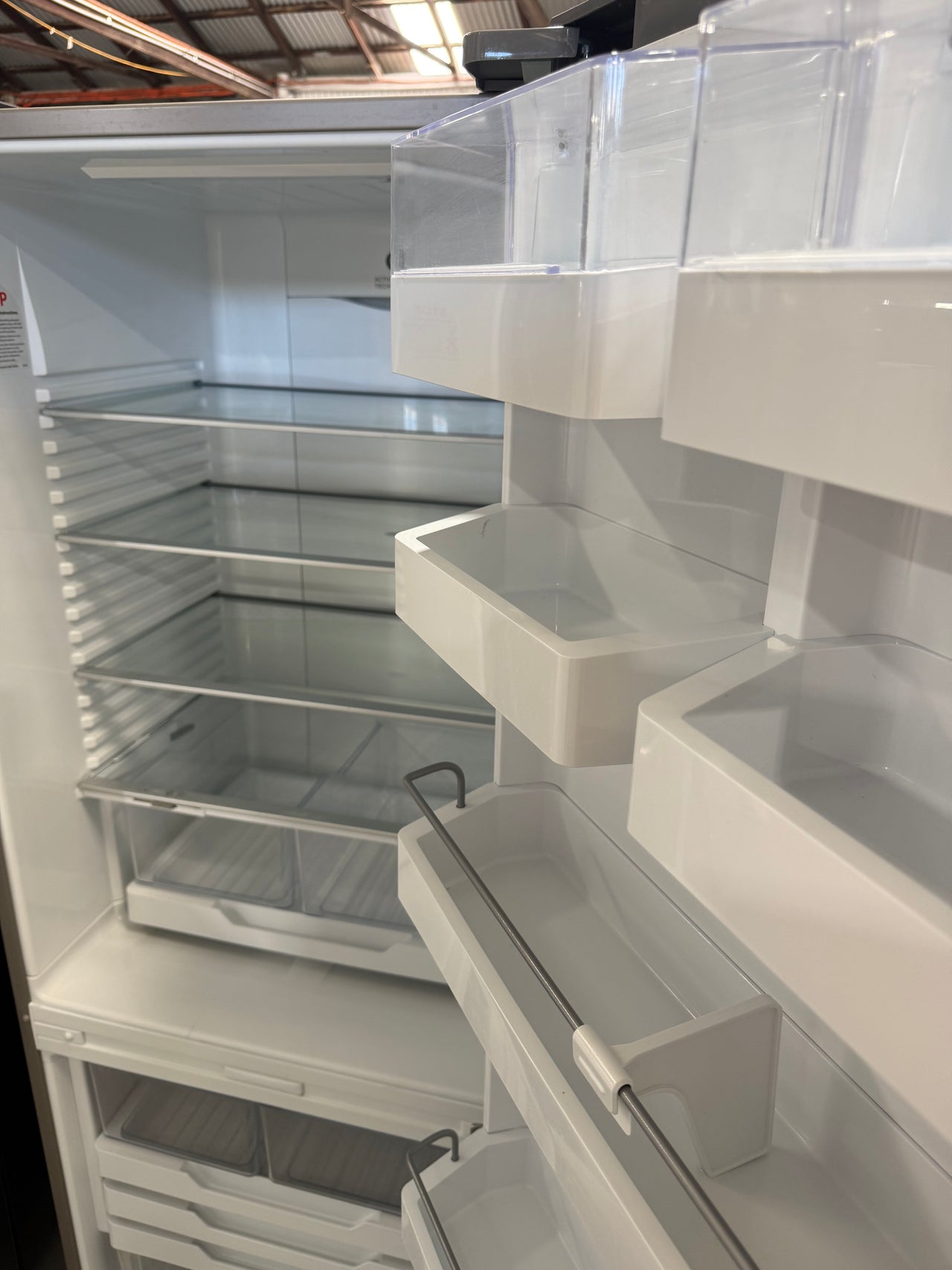 Factory second Fisher&Paykel 413L Bottom Mount Fridge Model: RF442BRPX6