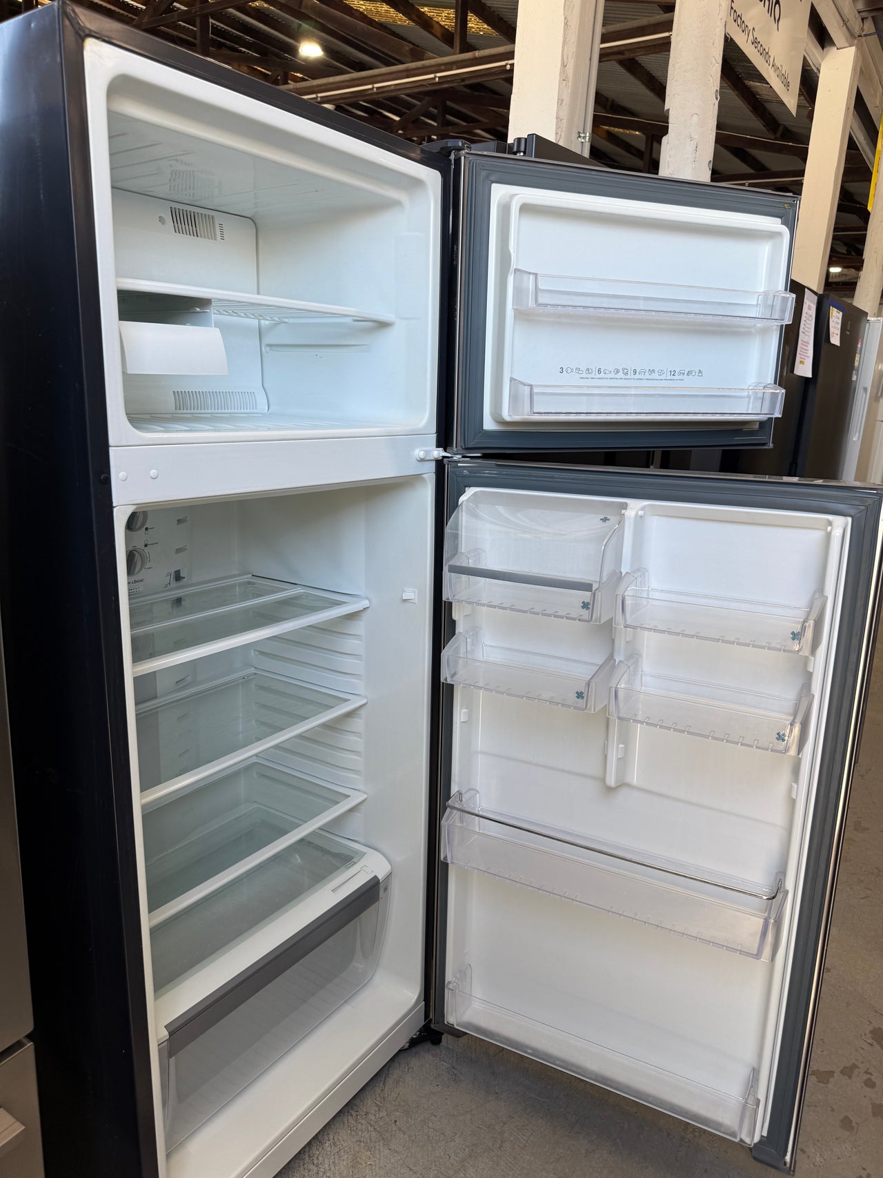 Second hand Electrolux N390SJ-R Refrigerator