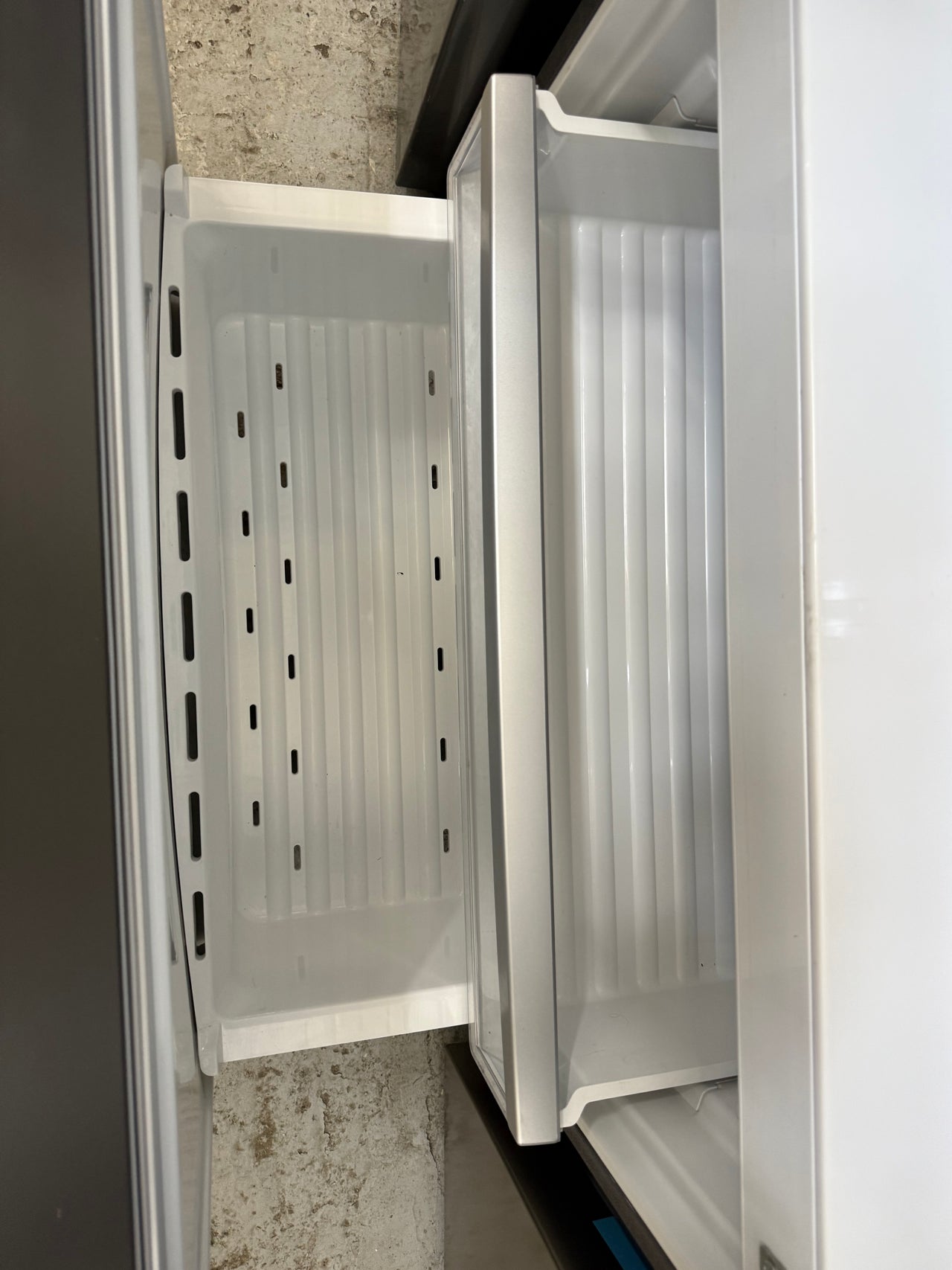 Second hand Westinghouse 565L French Door Refrigerator Model: WHE6000SB