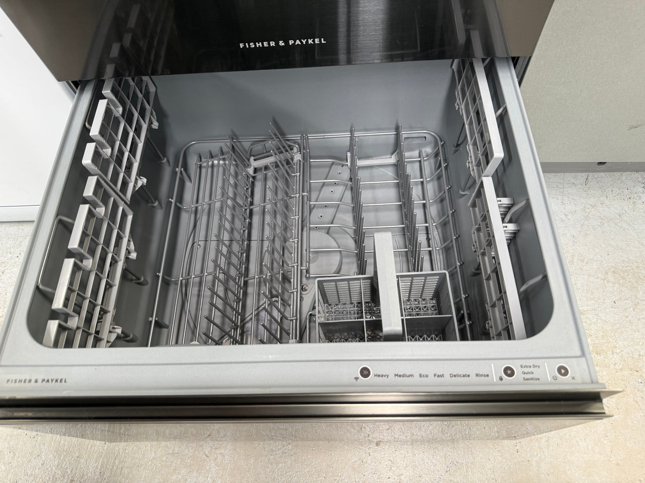 Factory second Fisher & Paykel DD60D4NB9 Series 9 Contemporary Double DishDrawer™ Dishwasher