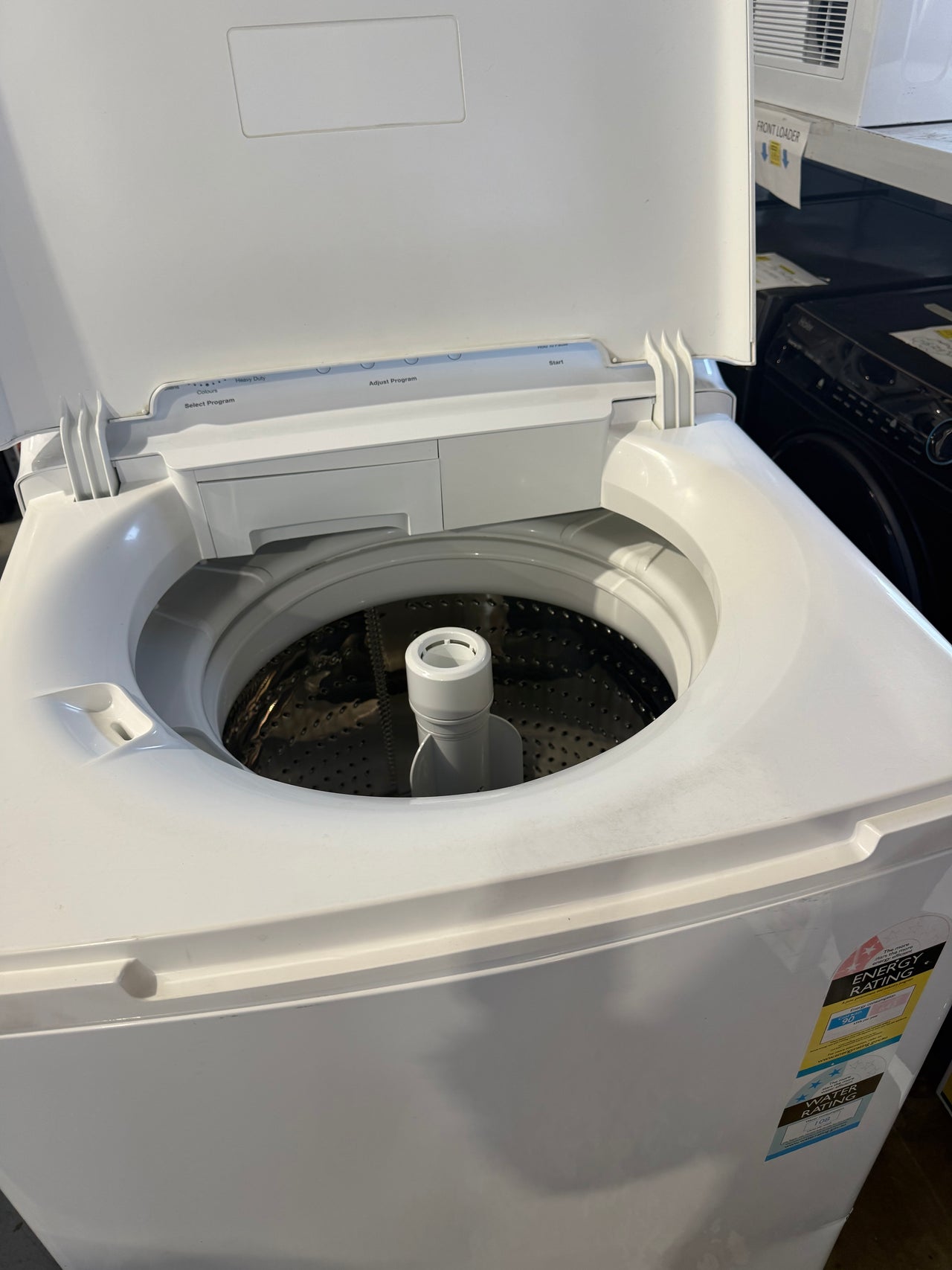 Second hand Simpson SWT7542 – 7.5 kg Top-Load Washing Machine