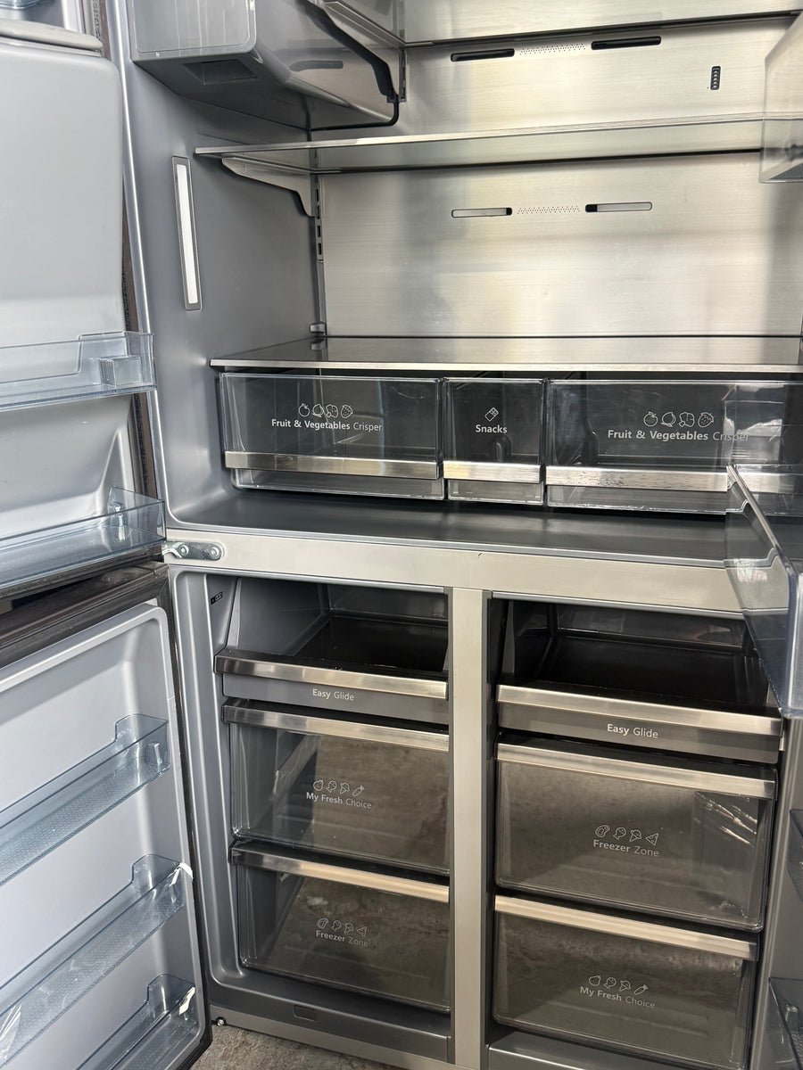 Factory second Hisense 585L PureFlat Eclipse French Door Fridge – HRCD586TBWB