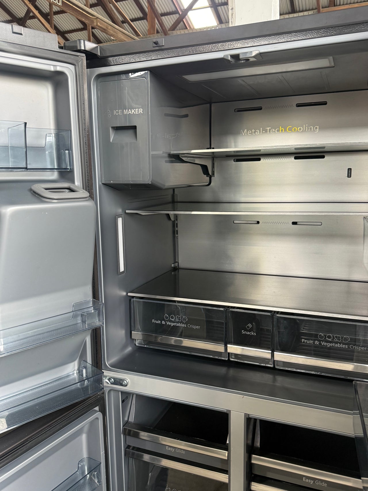 Factory second Hisense 585L PureFlat Eclipse French Door Fridge – HRCD586TBWB