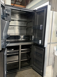 Thumbnail for Factory second Hisense 585L PureFlat Eclipse French Door Fridge – HRCD586TBWB