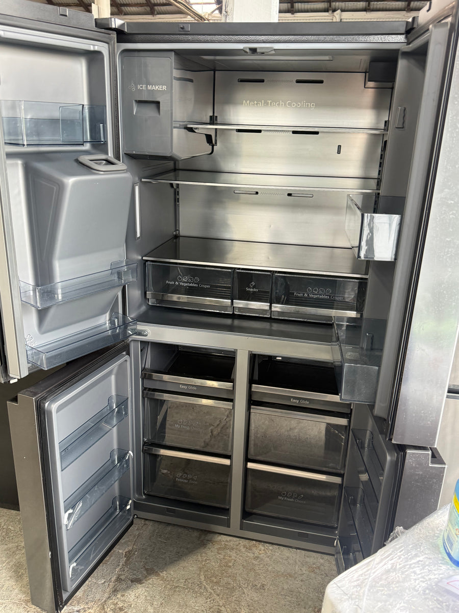 Factory second Hisense 585L PureFlat Eclipse French Door Fridge – HRCD586TBWB