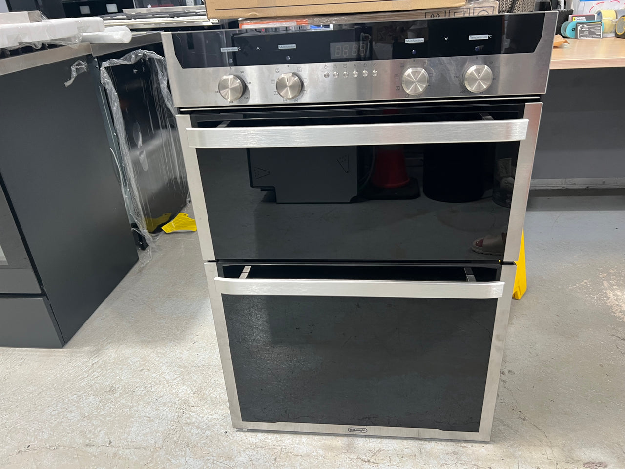 Factory second DeLonghi 60cm Electric Built-In Double Oven DEL6038D - Second Hand Appliances Geebung