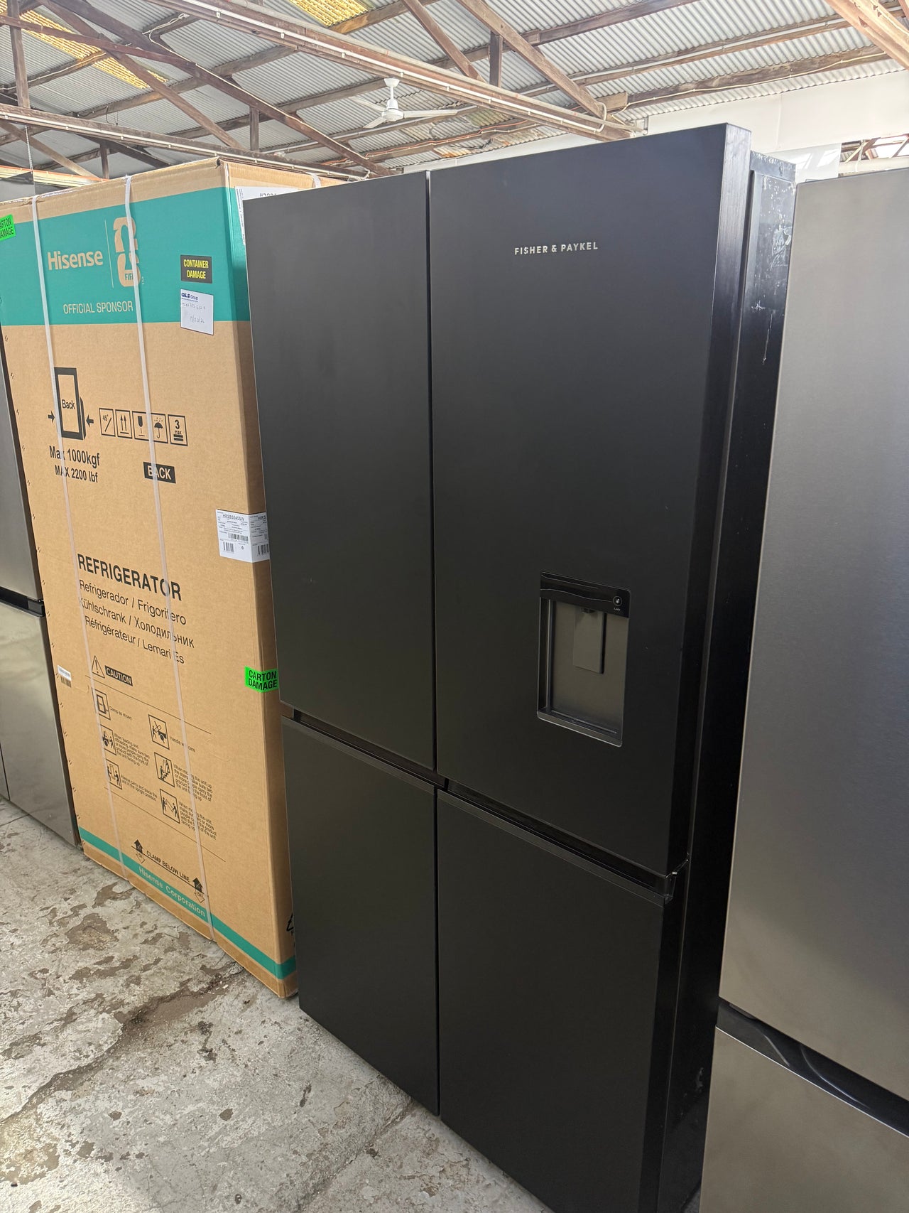 Second hand Fisher & Paykel 605L Quad Door Refrigerator with Variable Temperature Zone – Black Glass RF605QZUVB1