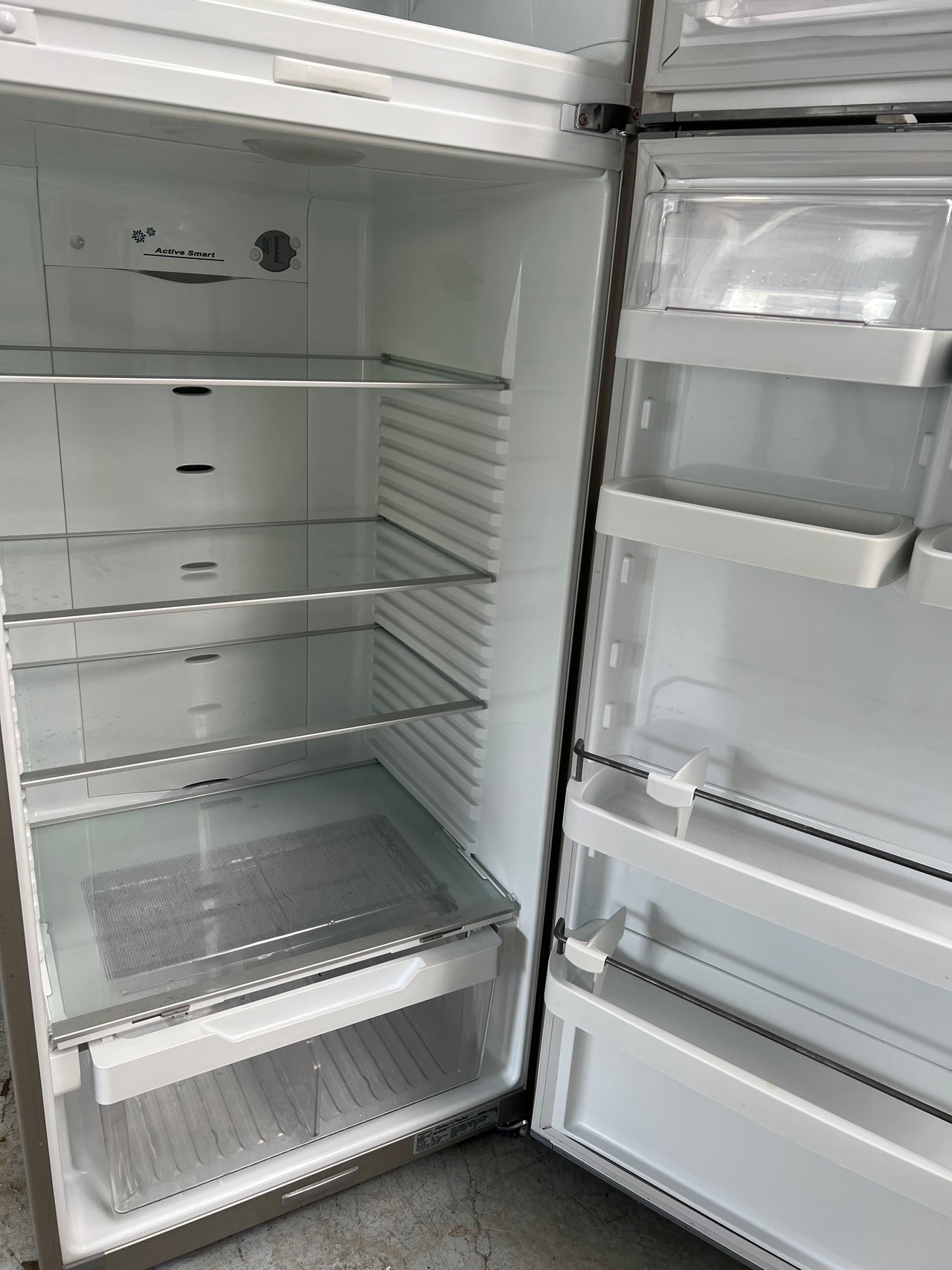 Second hand Fisher & Paykel E411T 411L ActiveSmart Top Mount Fridge - Second Hand Appliances Geebung