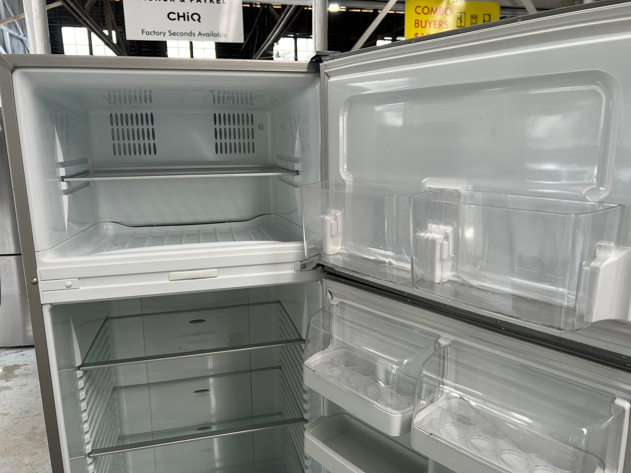 Second hand Fisher & Paykel E411T 411L ActiveSmart Top Mount Fridge - Second Hand Appliances Geebung