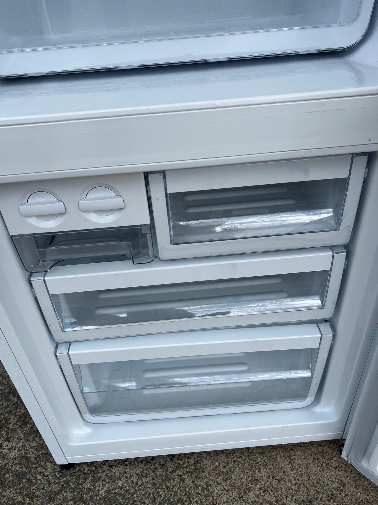 Second hand Westinghouse 340L Bottom Mount Fridge Model: WBB3400WG - Second Hand Appliances Geebung