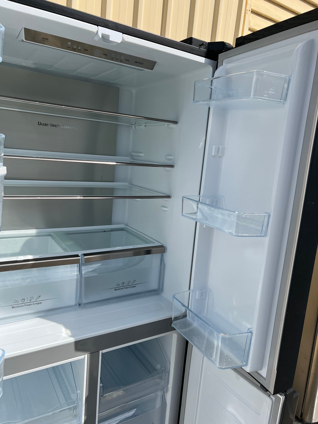 Factory second Hisense 454L French Door Refrigerator Model: HRCD454BW - Second Hand Appliances Geebung