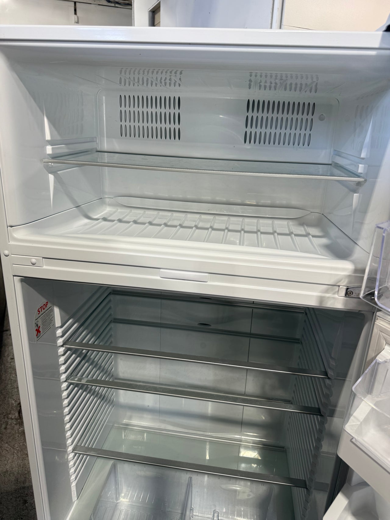 Second hand Fisher&Paykel RF521TRPW6 517-liter top-mount refrigerator - Second Hand Appliances Geebung