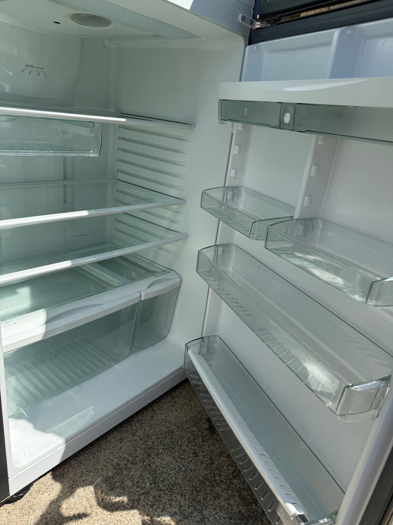 Second hand Westinghouse RJ523V – 520 L Frost Free Top-Mount Fridge - Second Hand Appliances Geebung