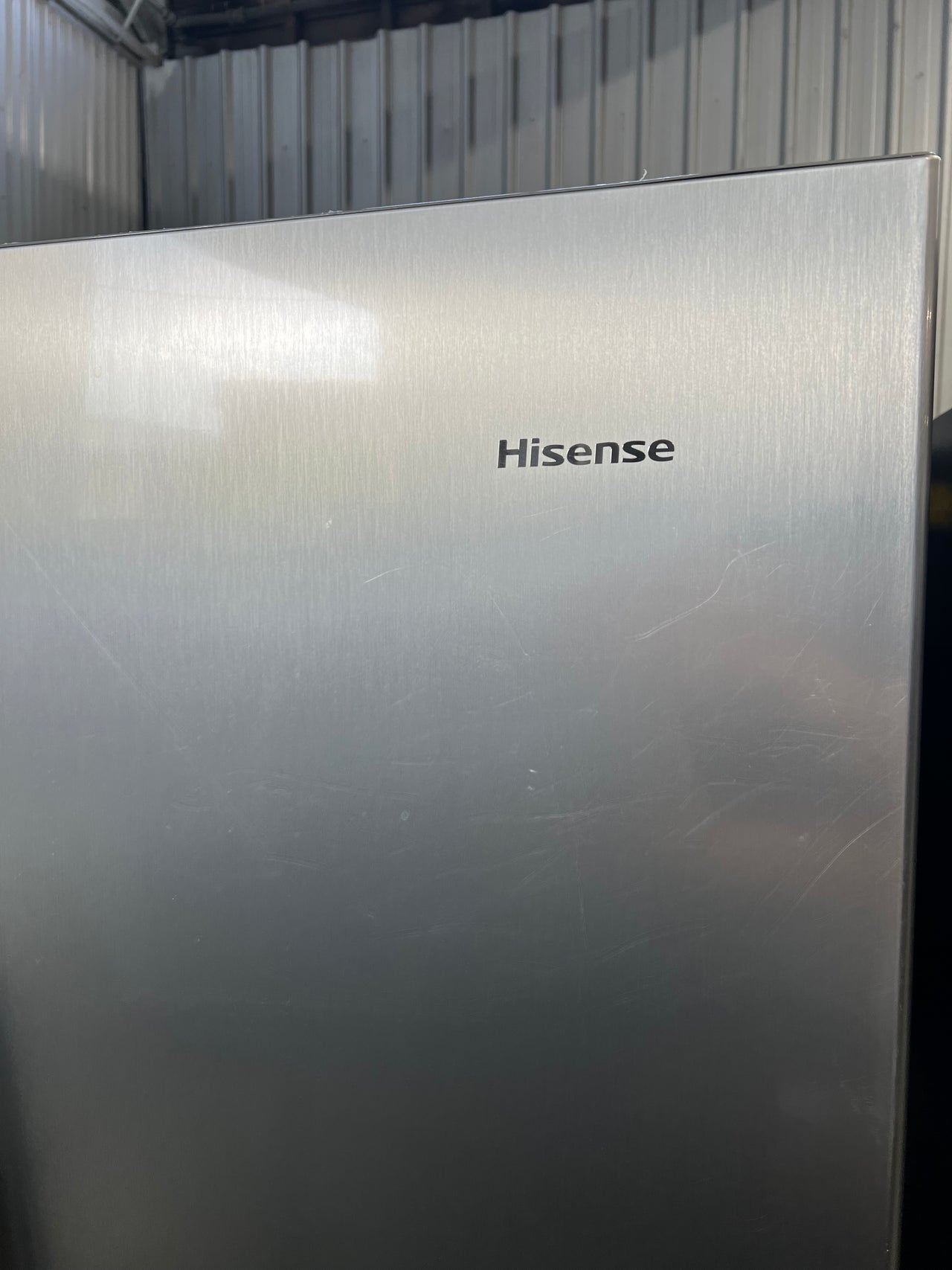 Factory second Hisense 624L Side by Side Fridge / Freezer HR6SBSFF624SW - Second Hand Appliances Geebung