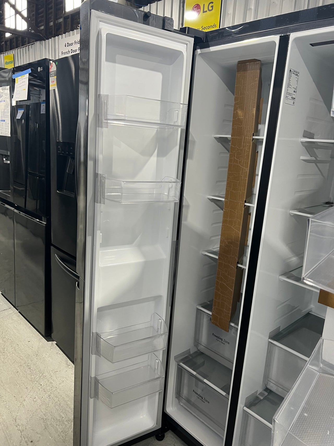 Transportation damaged LG 655L Side by Side Fridge GS-B655MBL - Second Hand Appliances Geebung