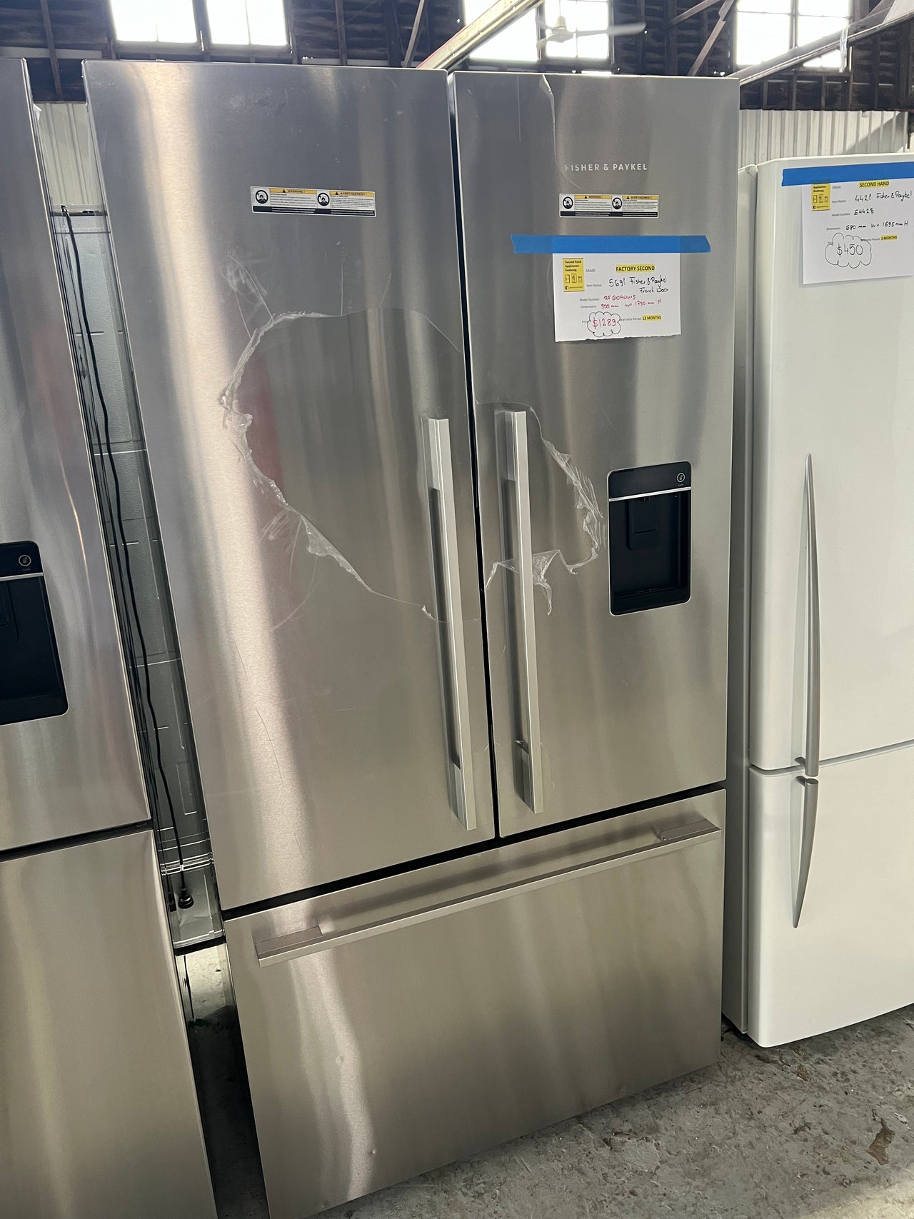 Factory second Fisher &Paykel 569L ActiveSmart French Door Fridge RF610ADUX5 - Second Hand Appliances Geebung