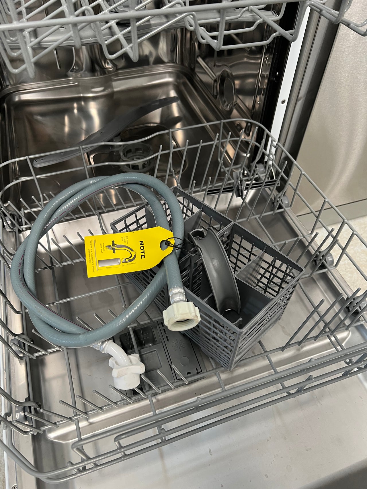 Haier 13 place setting 2024 dishwasher