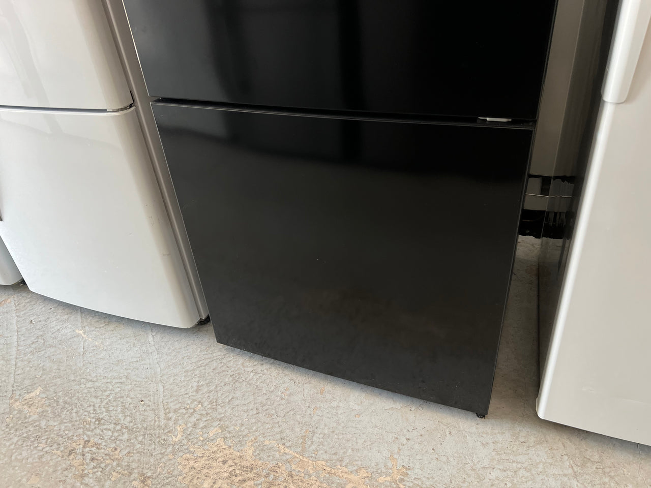 Factory second HISENSE 453L BOTTOM MOUNT BLACK FRIDGE HR6BMFF453C, 4